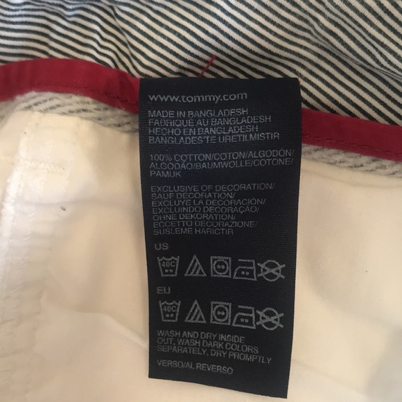 Tommy Hilfiger cargo shorts. - Picture 6 of 6